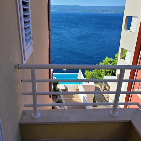 Luxury Apartments Villa Ruzmarina With New Heated Infinity Pool And Lounge Area Marusici  Exterior photo