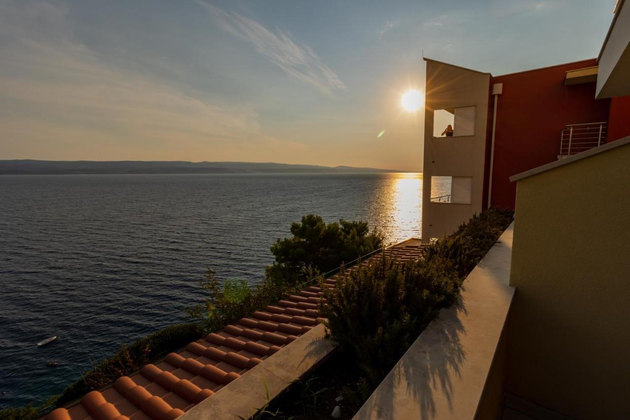 Luxury Apartments Villa Ruzmarina With New Heated Infinity Pool And Lounge Area Marusici  Exterior photo