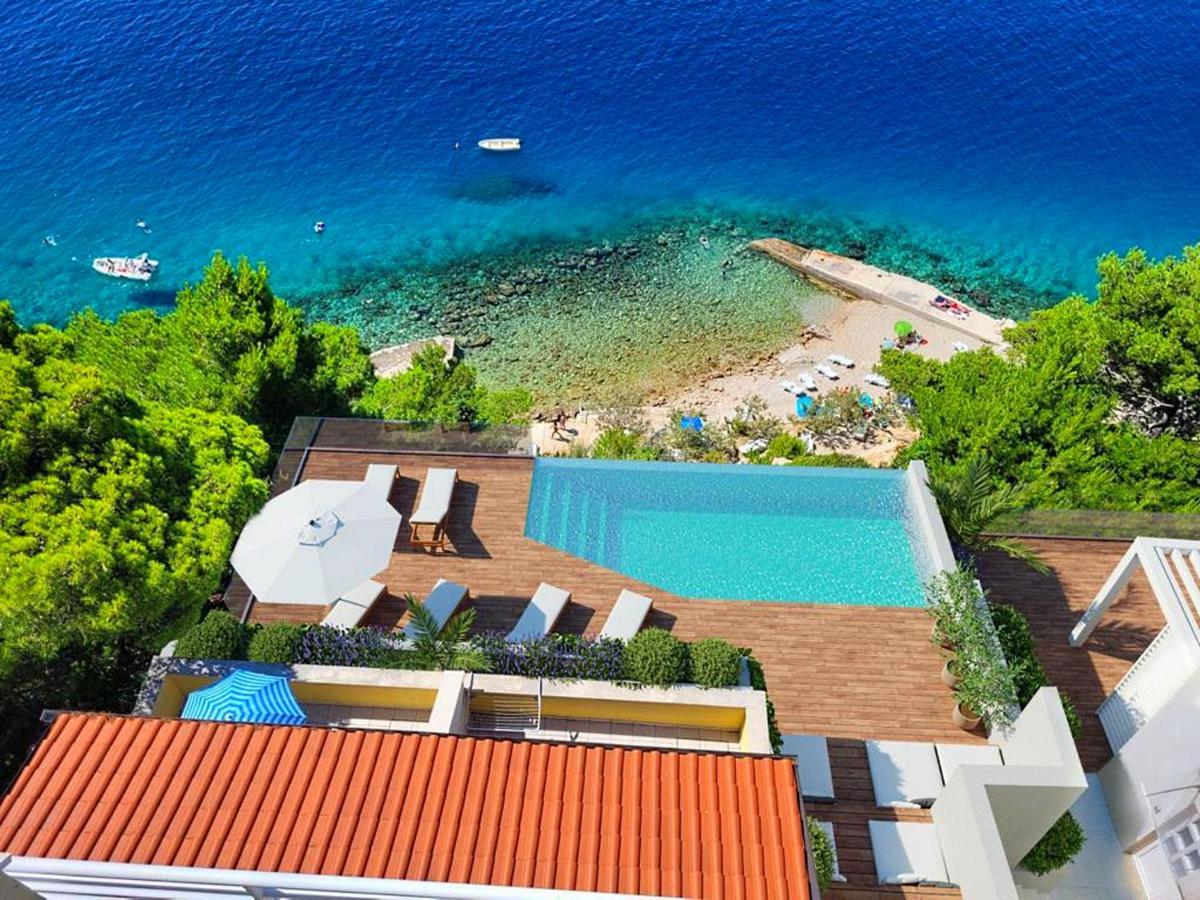 Luxury Apartments Villa Ruzmarina With New Heated Infinity Pool And Lounge Area Marusici  Exterior photo