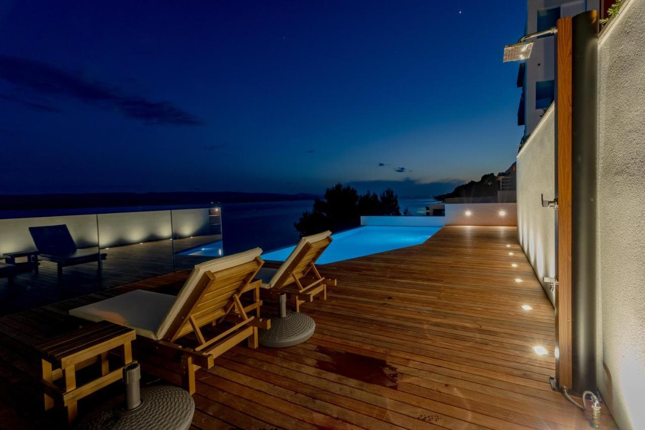 Luxury Apartments Villa Ruzmarina With New Heated Infinity Pool And Lounge Area Marusici  Exterior photo