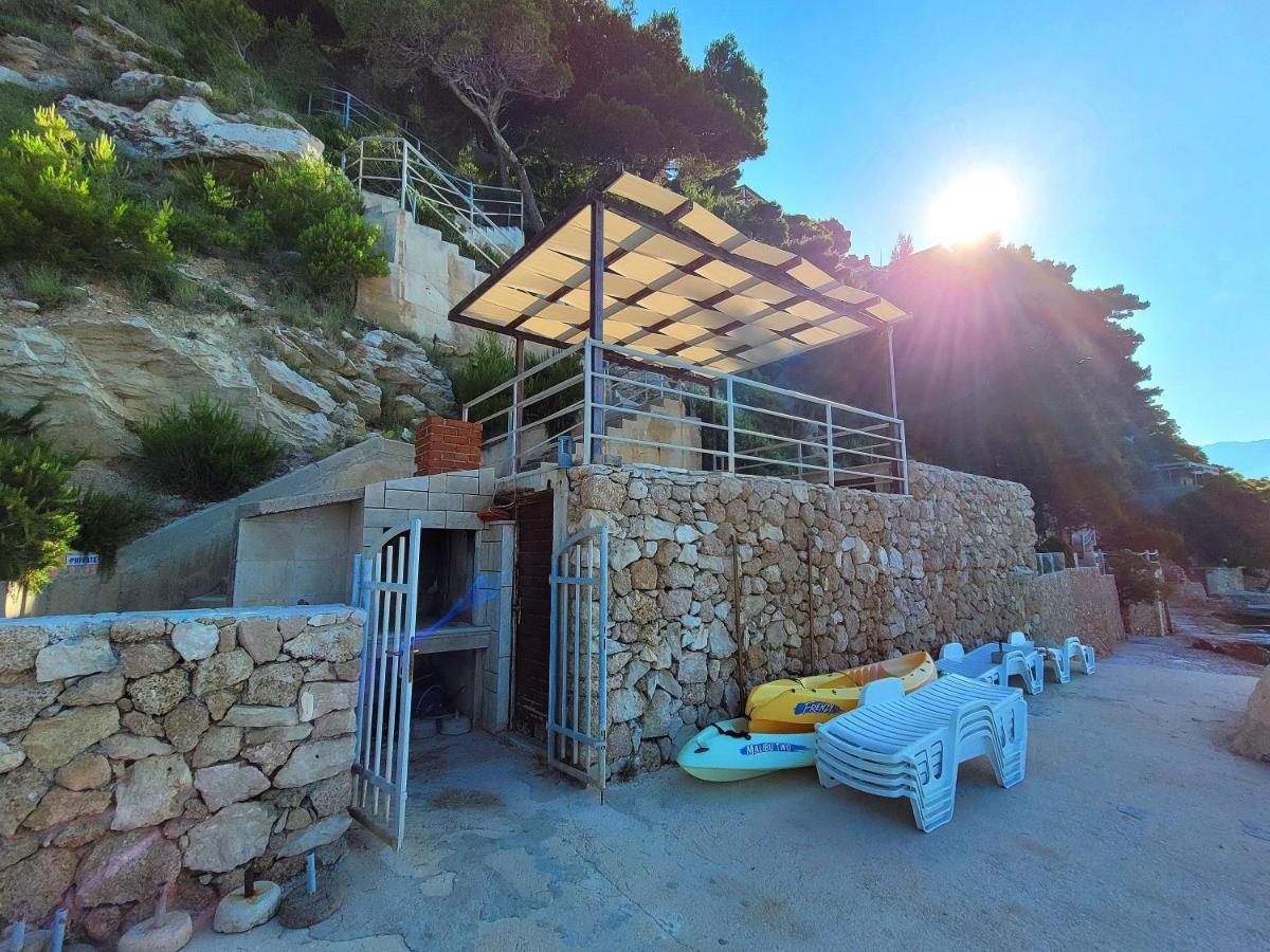 Luxury Apartments Villa Ruzmarina With New Heated Infinity Pool And Lounge Area Marusici  Exterior photo
