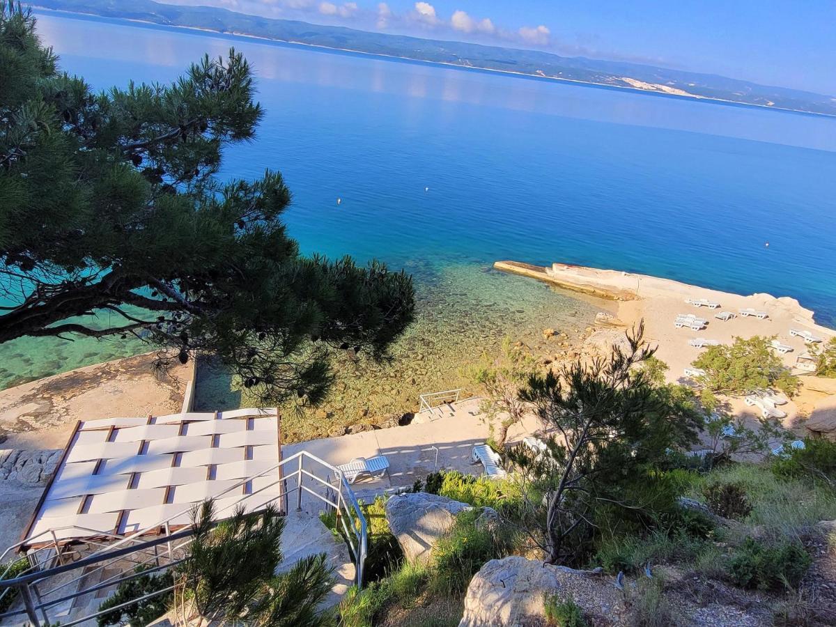 Luxury Apartments Villa Ruzmarina With New Heated Infinity Pool And Lounge Area Marusici  Exterior photo