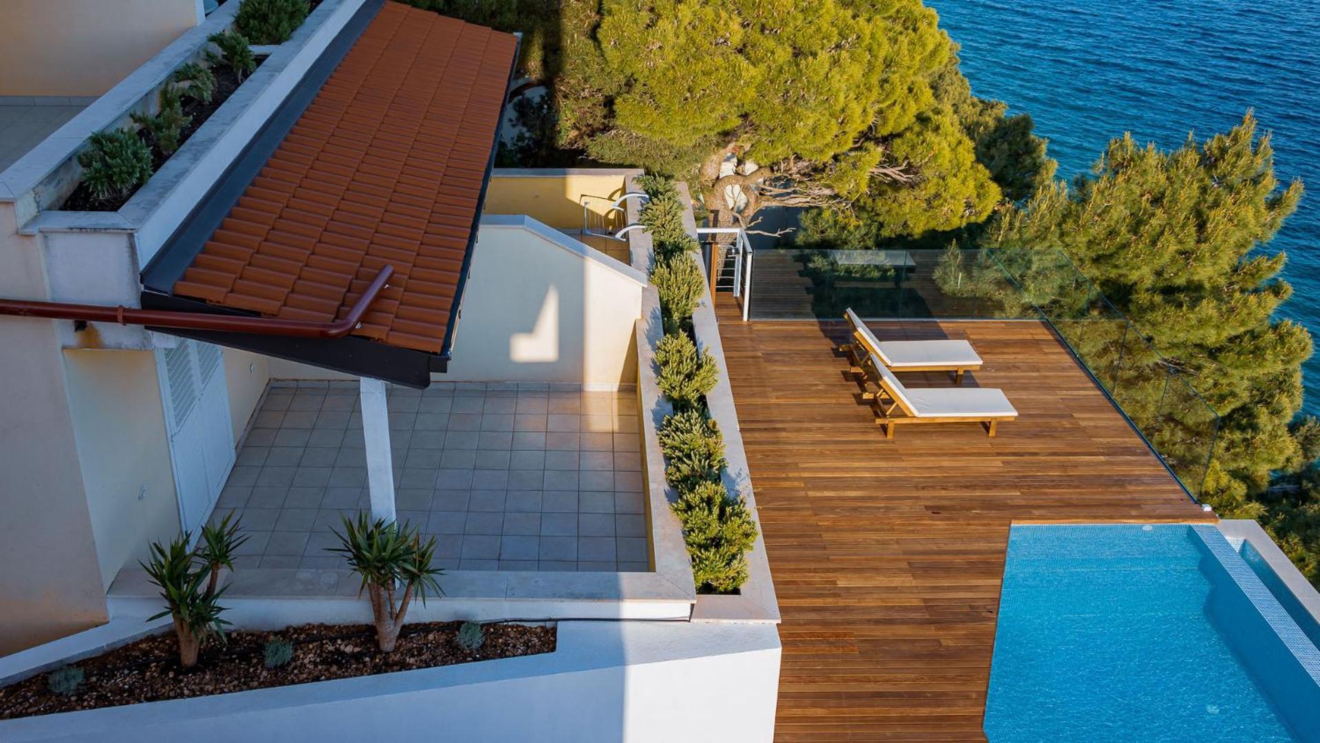Luxury Apartments Villa Ruzmarina With New Heated Infinity Pool And Lounge Area Marusici  Exterior photo
