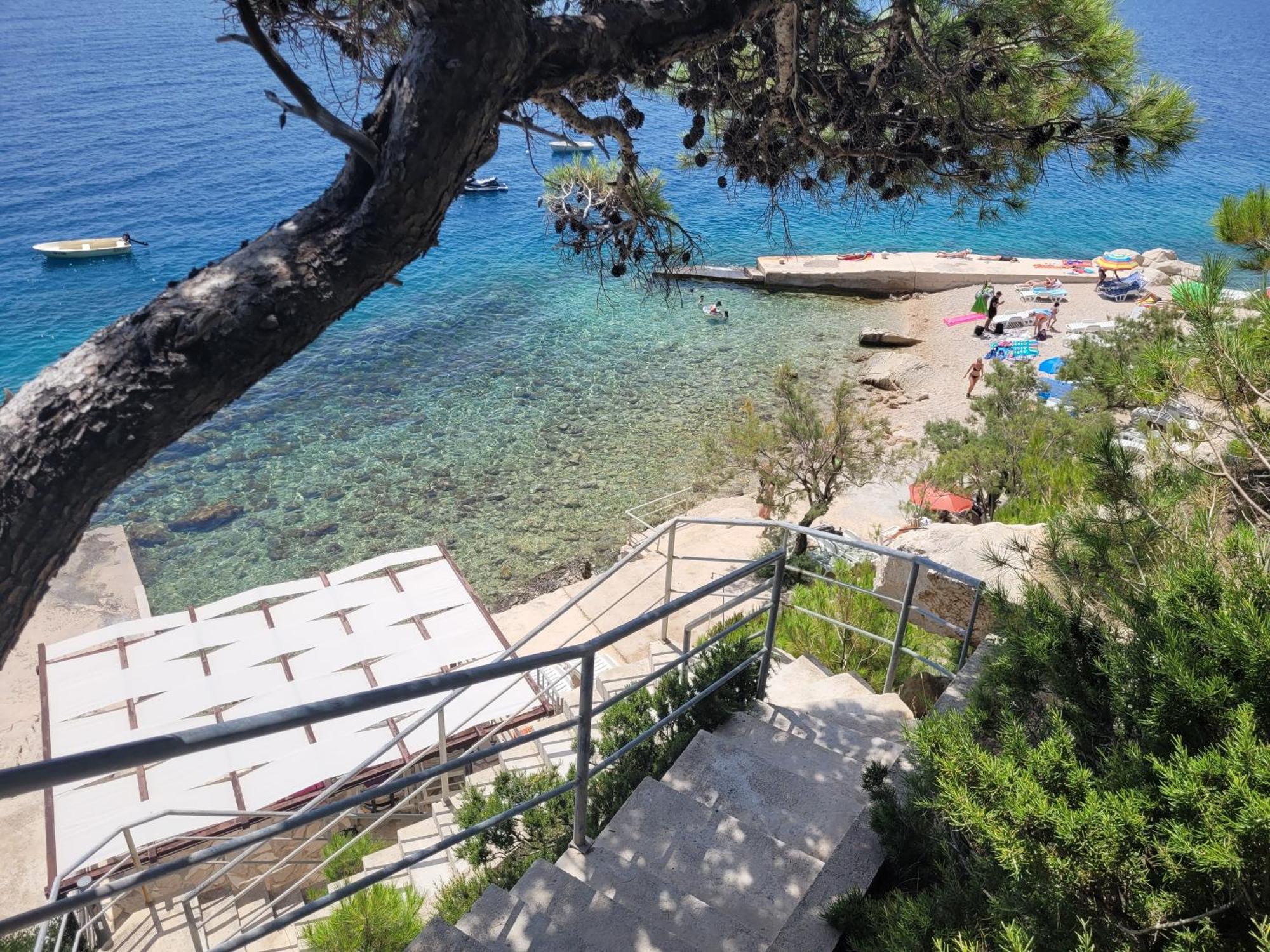 Luxury Apartments Villa Ruzmarina With New Heated Infinity Pool And Lounge Area Marusici  Exterior photo