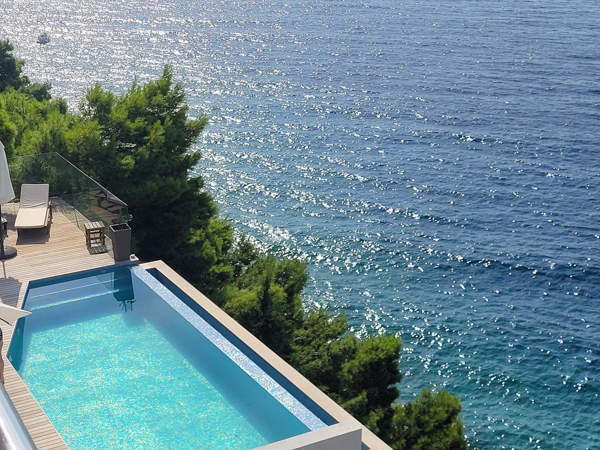 Luxury Apartments Villa Ruzmarina With New Heated Infinity Pool And Lounge Area Marusici  Exterior photo